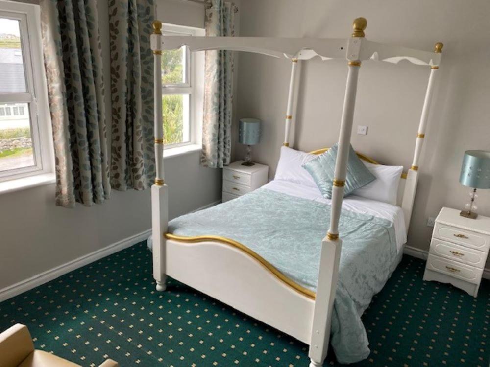 Stella Maris Luxury Bed And Breakfast Keel  Room photo